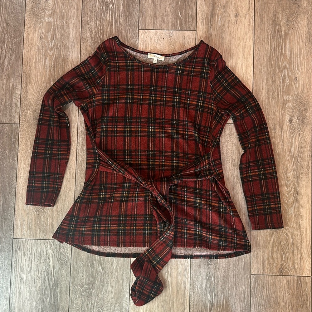Andree Plaid tie shirt